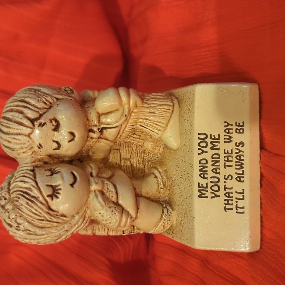 Vintage Paula statue